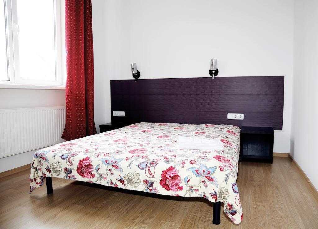 Villa Elena Yanoshi Quarto foto