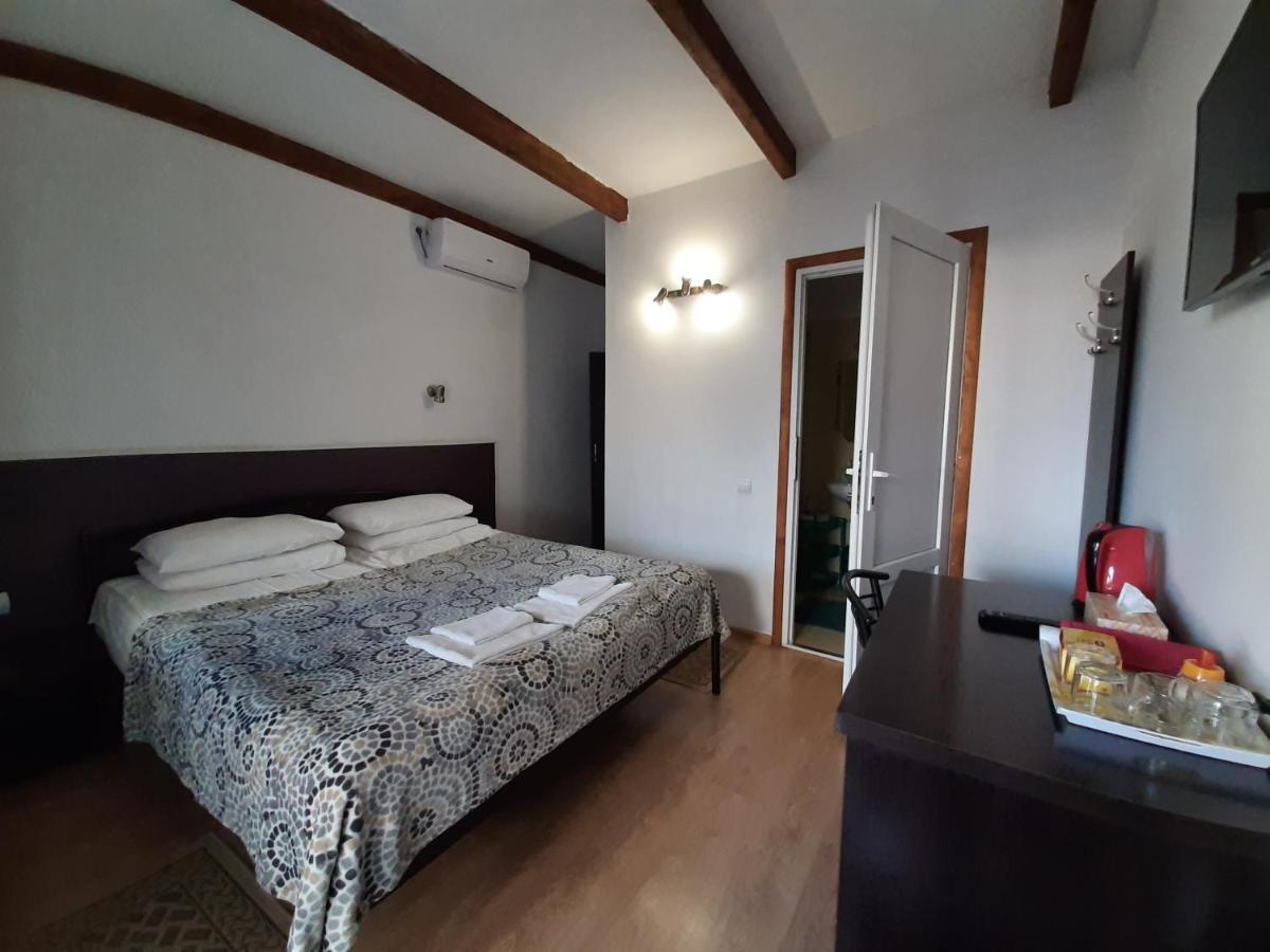 Villa Elena Yanoshi Quarto foto